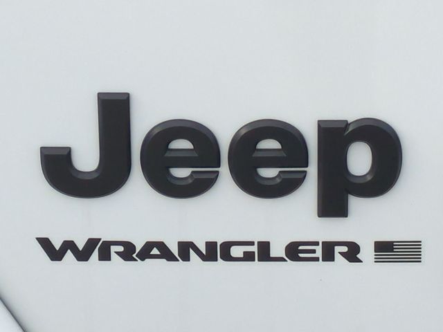 Thumbnail: 2025 Jeep Wrangler - 25