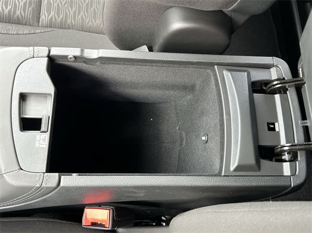 Thumbnail: 2023 Dodge Durango - 14