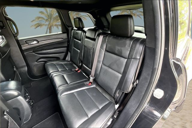 Thumbnail: 2020 Jeep Grand Cherokee - 12