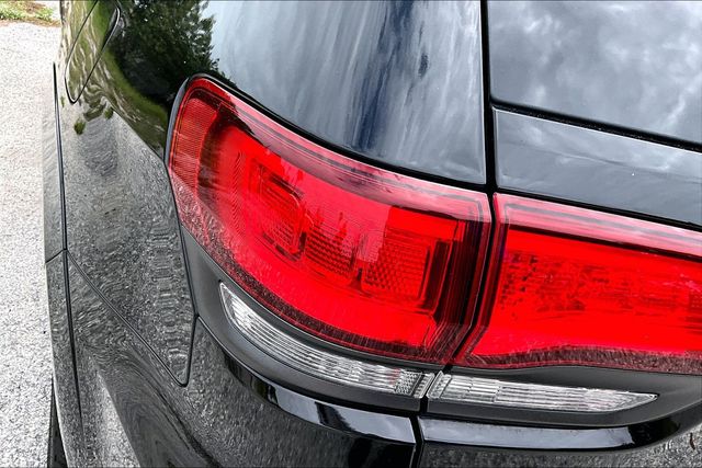 Thumbnail: 2020 Jeep Grand Cherokee - 29