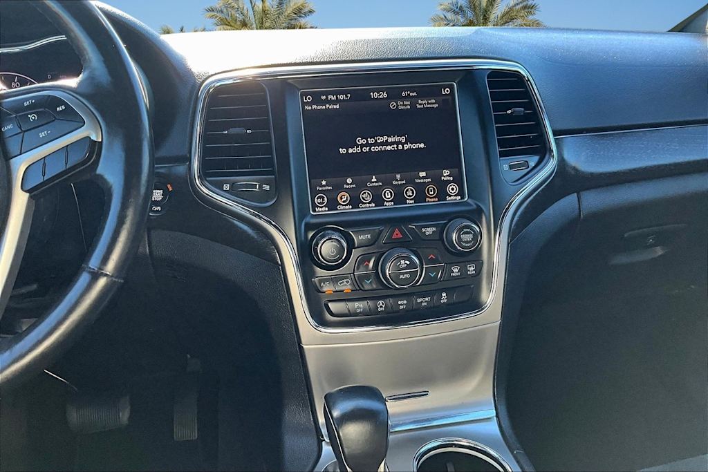 Thumbnail: 2018 Jeep Grand Cherokee - 16