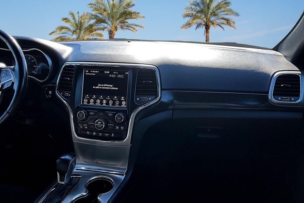 Thumbnail: 2018 Jeep Grand Cherokee - 15