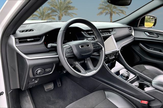 Thumbnail: 2024 Jeep Grand Cherokee - 2