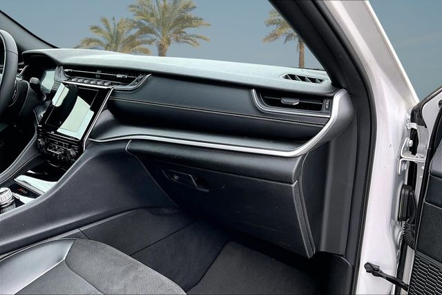 Thumbnail: 2024 Jeep Grand Cherokee - 23