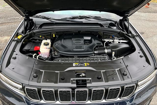 Thumbnail: 2023 Jeep Grand Cherokee - 8