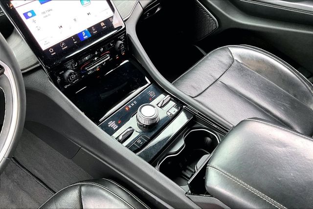 Thumbnail: 2023 Jeep Grand Cherokee - 16