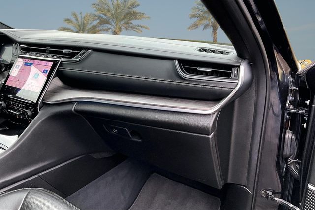 Thumbnail: 2023 Jeep Grand Cherokee - 22
