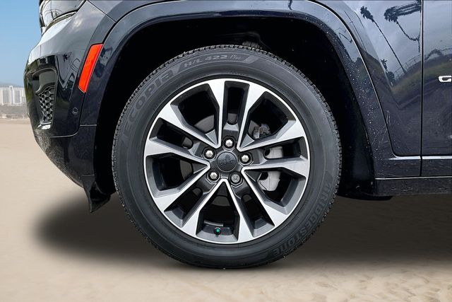 Thumbnail: 2023 Jeep Grand Cherokee - 7