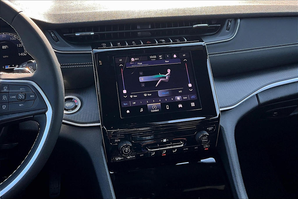 Thumbnail: 2025 Jeep Grand Cherokee L - 15