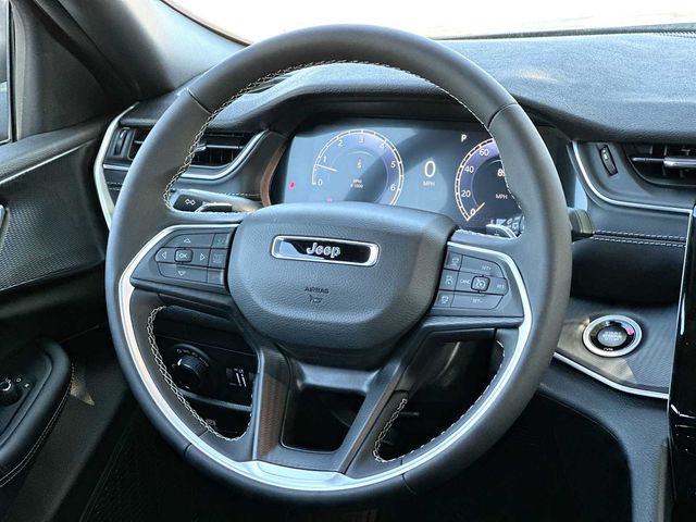 Thumbnail: 2026 Jeep Grand Cherokee L - 9