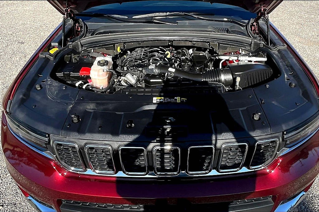 Thumbnail: 2023 Jeep Grand Cherokee L - 9