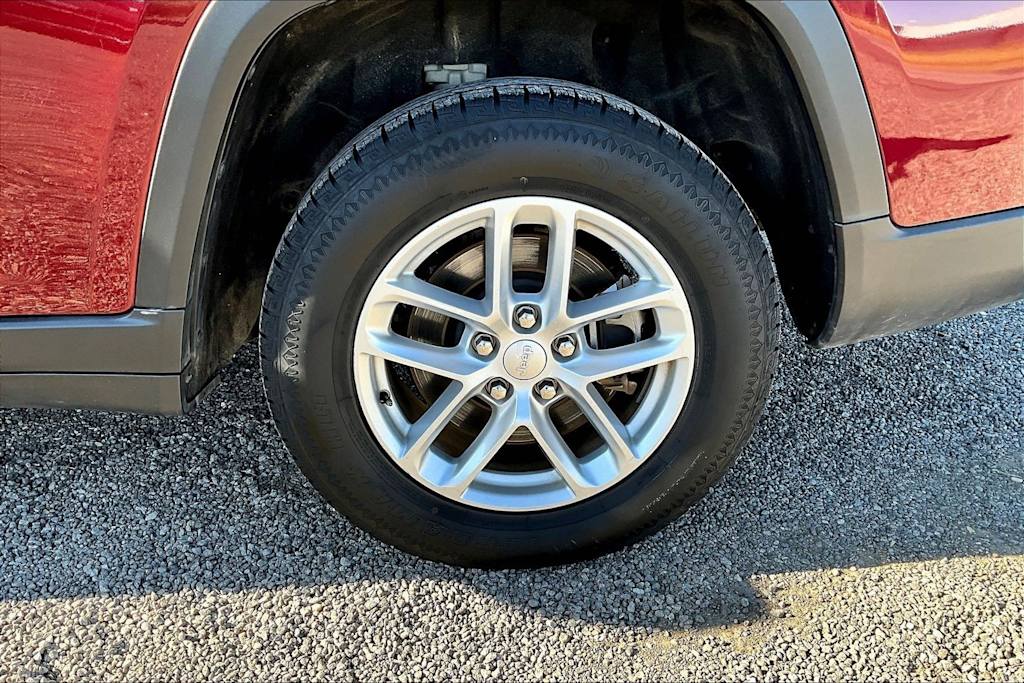 Thumbnail: 2023 Jeep Grand Cherokee L - 36