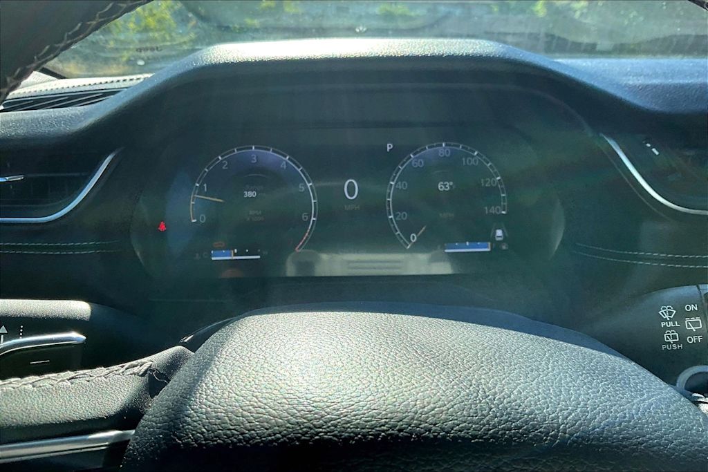 Thumbnail: 2023 Jeep Grand Cherokee L - 18