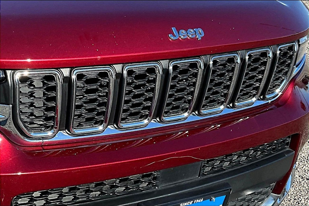 Thumbnail: 2023 Jeep Grand Cherokee L - 34