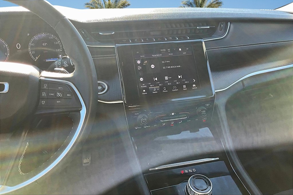 Thumbnail: 2023 Jeep Grand Cherokee L - 16