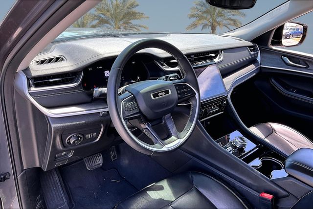 Thumbnail: 2023 Jeep Grand Cherokee L - 2