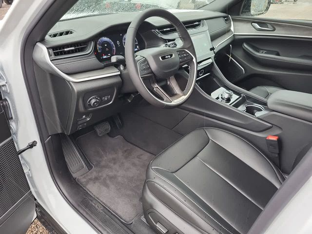 Thumbnail: 2026 Jeep Grand Cherokee L - 2
