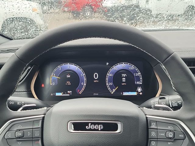 Thumbnail: 2026 Jeep Grand Cherokee L - 17