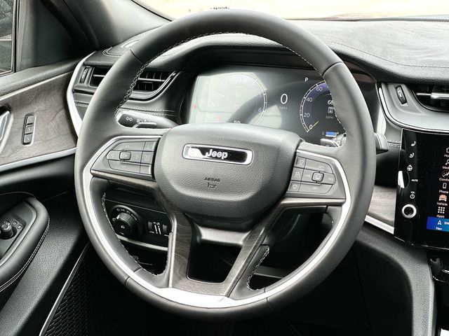 Thumbnail: 2026 Jeep Grand Cherokee L - 12