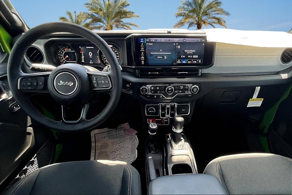 Thumbnail: 2025 Jeep Wrangler - 9