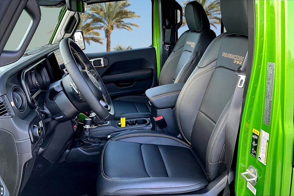 Thumbnail: 2025 Jeep Wrangler - 10