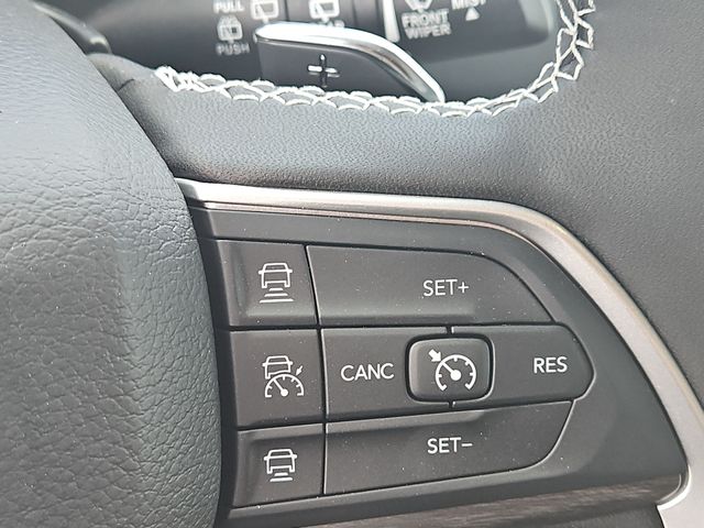 Thumbnail: 2024 Jeep Grand Cherokee - 31