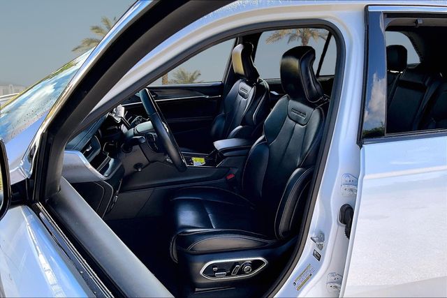 Thumbnail: 2023 Jeep Grand Cherokee - 10