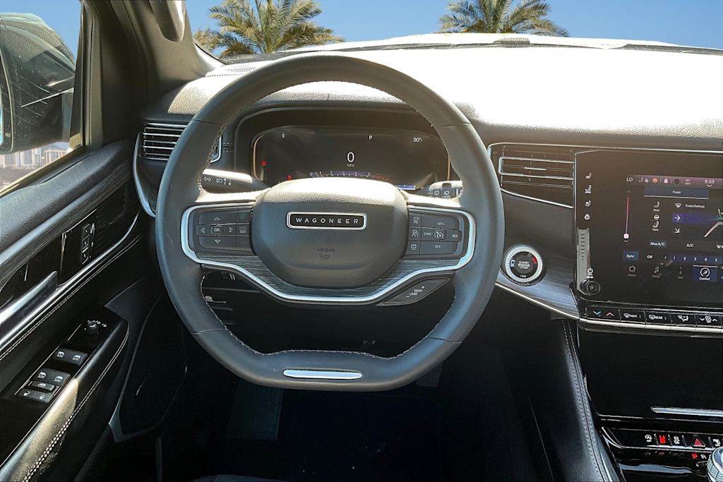 Thumbnail: 2023 Jeep Wagoneer - 14