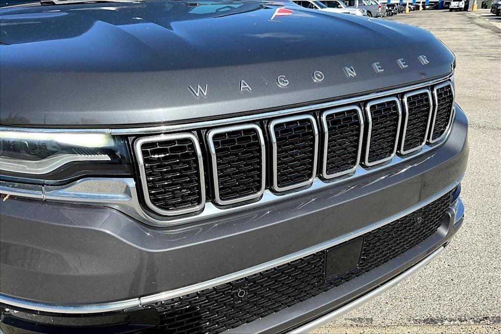 Thumbnail: 2023 Jeep Wagoneer - 33