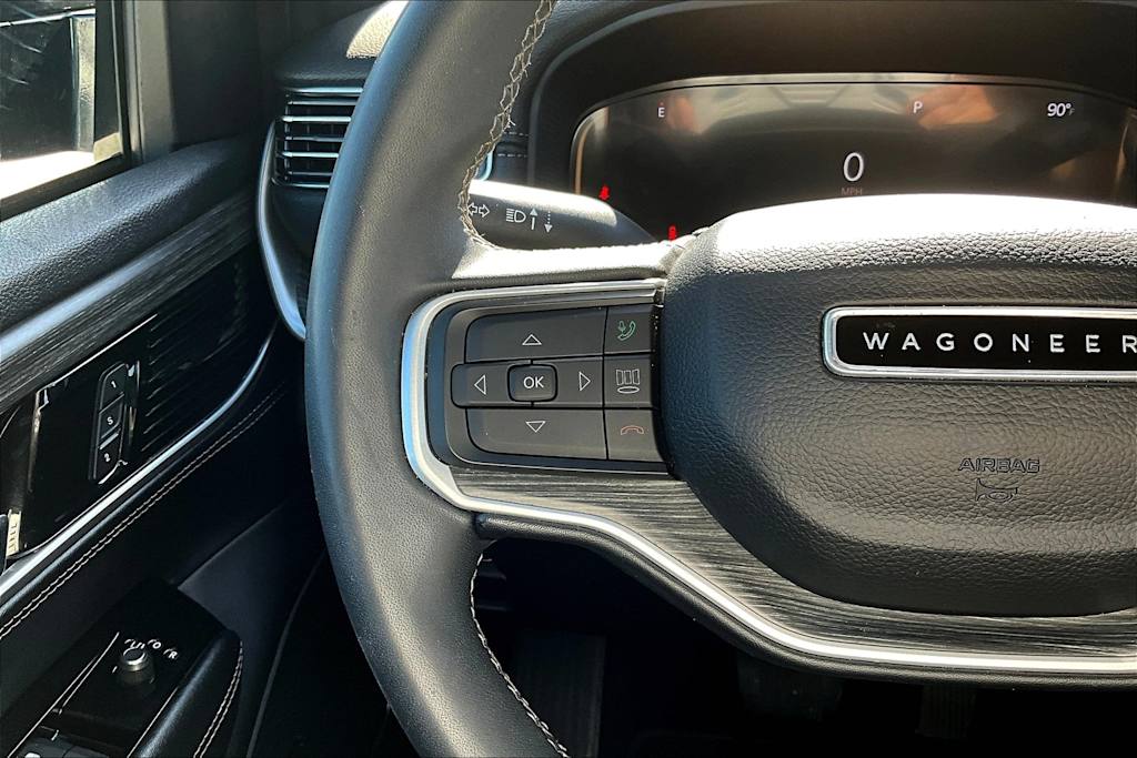 Thumbnail: 2023 Jeep Wagoneer - 26