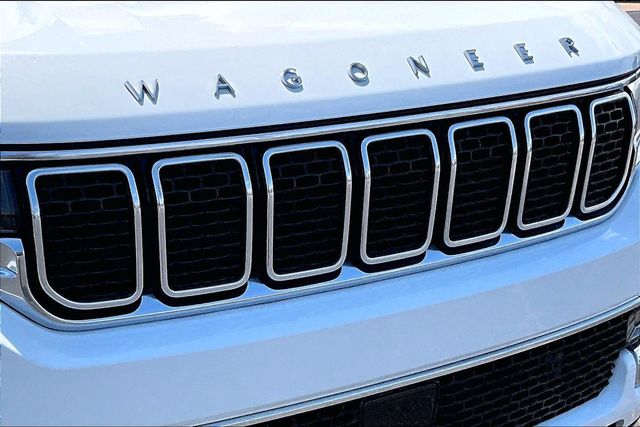 Thumbnail: 2022 Jeep Wagoneer - 7