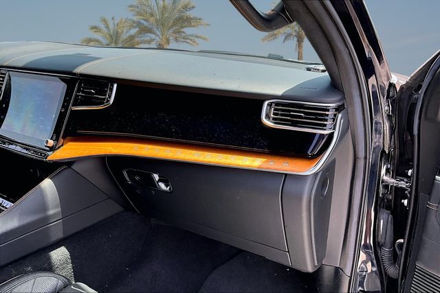 Thumbnail: 2023 Jeep Grand Wagoneer - 16