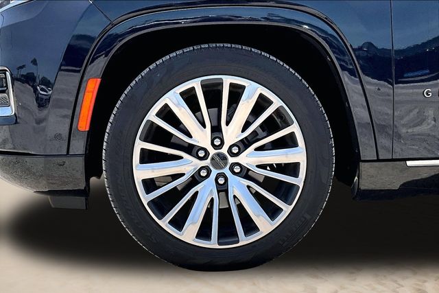 Thumbnail: 2023 Jeep Grand Wagoneer - 8