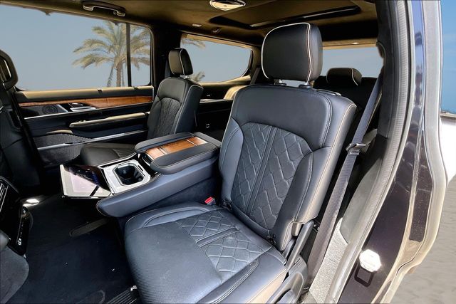 Thumbnail: 2023 Jeep Grand Wagoneer - 11