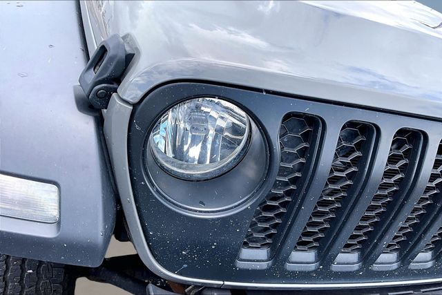 Thumbnail: 2023 Jeep Gladiator - 7
