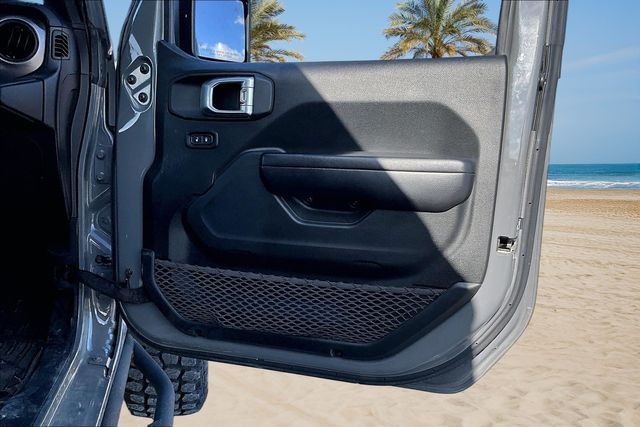 Thumbnail: 2021 Jeep Gladiator - 20