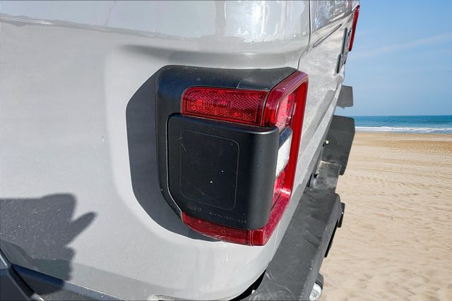 Thumbnail: 2021 Jeep Gladiator - 22