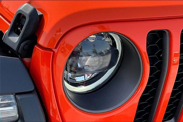 Thumbnail: 2023 Jeep Gladiator - 19