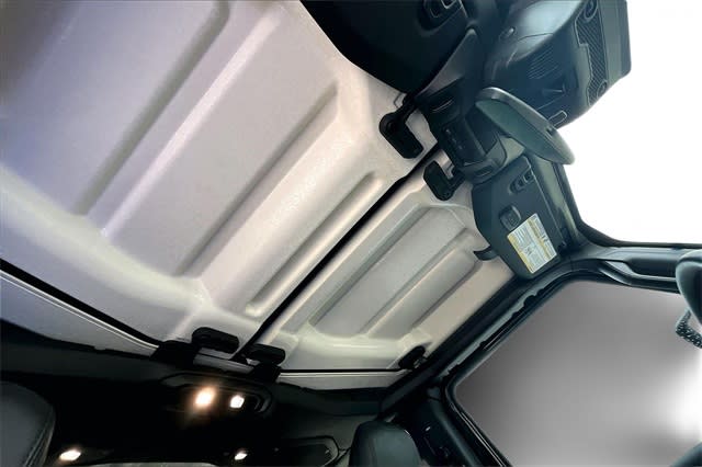 Thumbnail: 2024 Jeep Gladiator - 27