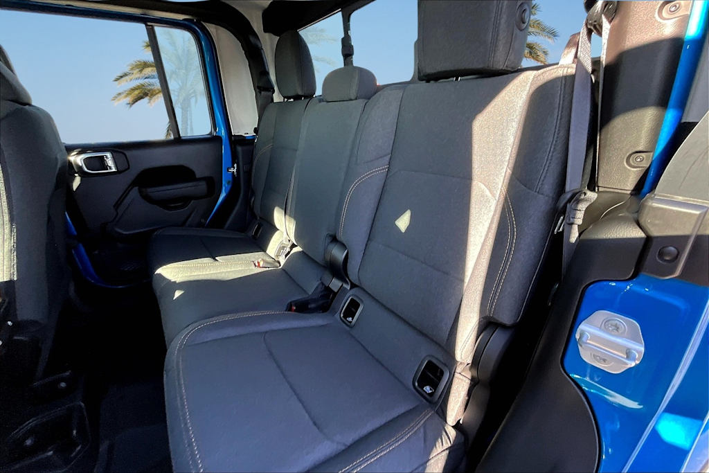 Thumbnail: 2025 Jeep Gladiator - 20