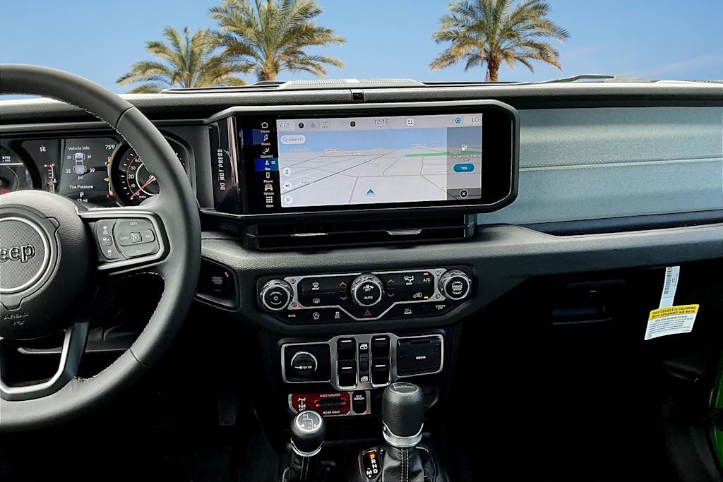 Thumbnail: 2025 Jeep Gladiator - 9