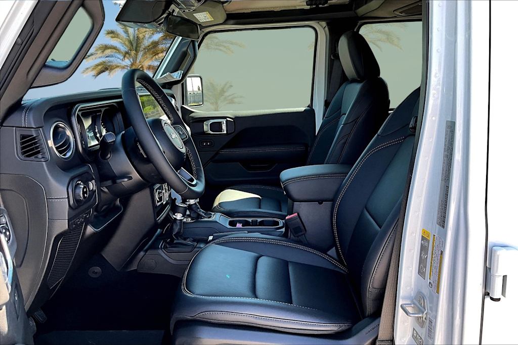 Thumbnail: 2025 Jeep Gladiator - 11