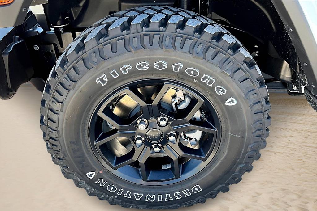 Thumbnail: 2025 Jeep Gladiator - 8