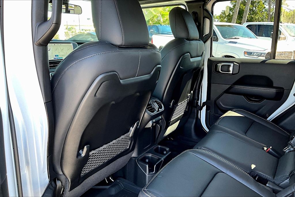 Thumbnail: 2025 Jeep Gladiator - 13