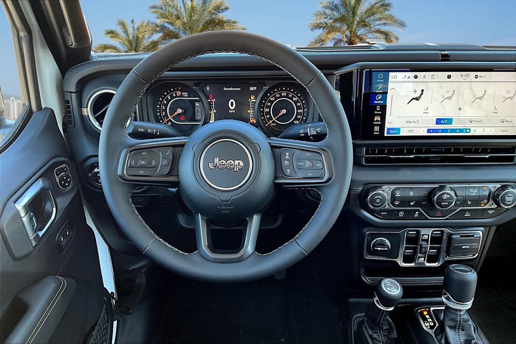 Thumbnail: 2025 Jeep Gladiator - 14