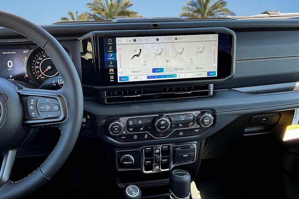 Thumbnail: 2025 Jeep Gladiator - 15