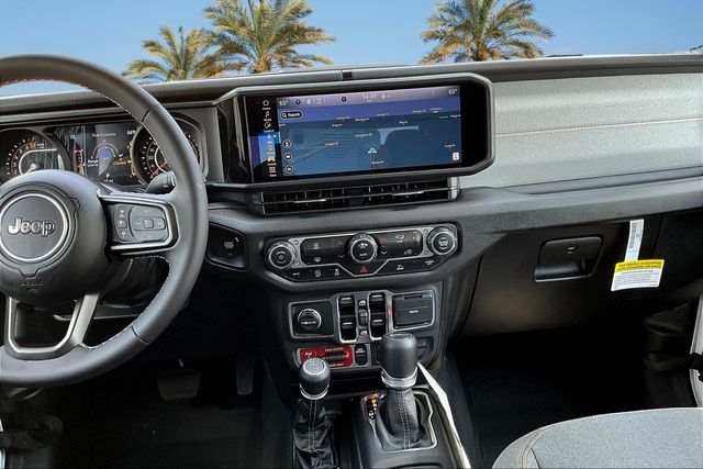 Thumbnail: 2025 Jeep Gladiator - 9