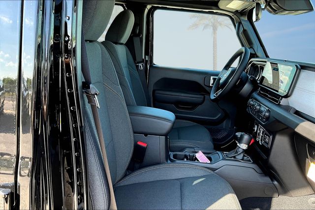 Thumbnail: 2025 Jeep Gladiator - 11