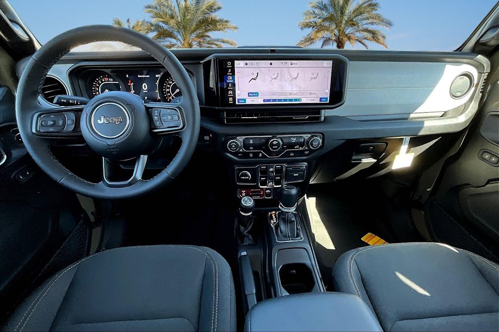 Thumbnail: 2025 Jeep Gladiator - 9