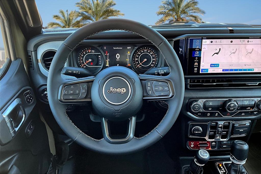 Thumbnail: 2025 Jeep Gladiator - 13